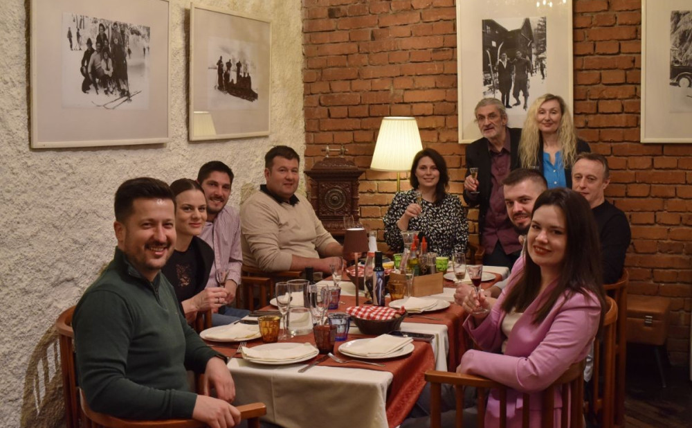 9. Organizatori i sudionici, bistro Fotić