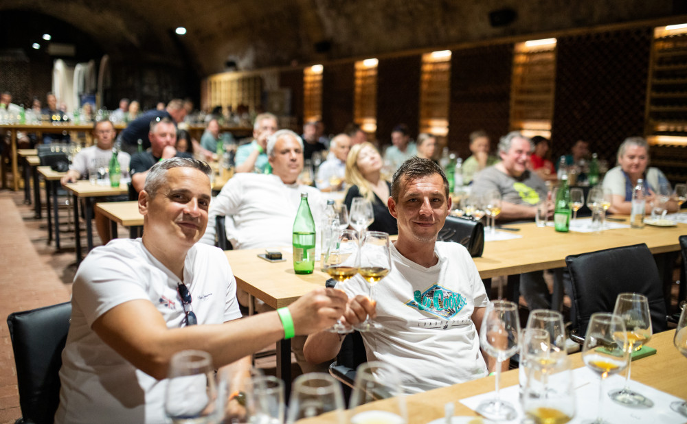 Festival traminca nazdravljanje