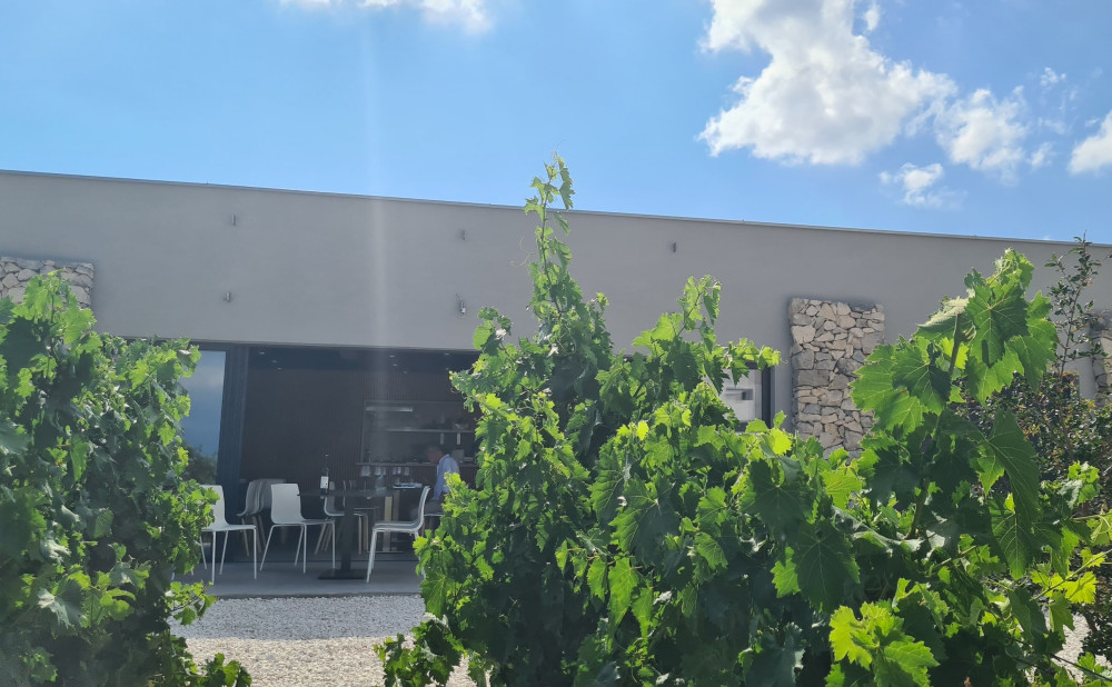 Kaštel Sikuli kušaonica izvana