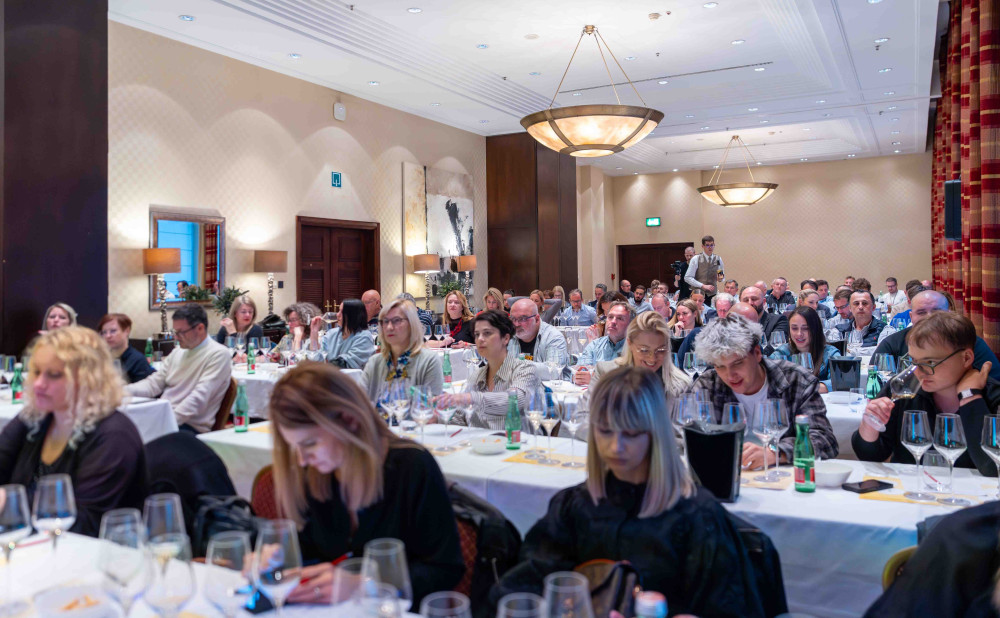 Zuti-rumeni-plavec-Masterclass