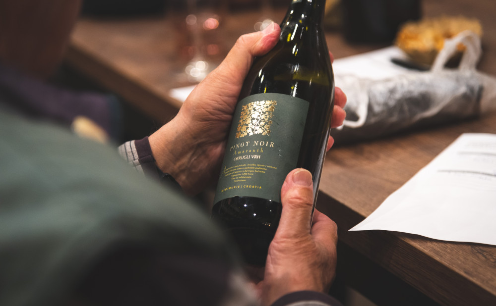 Dvanajčak Kozol Brolo svibanj 2025. Pinot noir 1