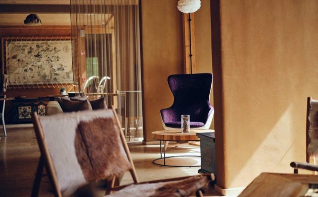 3.-Vila-Planinka-lobby.-Foto-Suzan-Gabrijan-629x420
