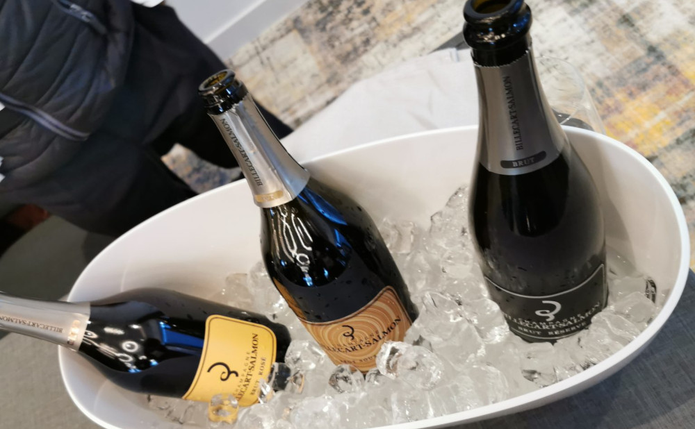 Portofolio-Billecard-Salmon-1536x1152