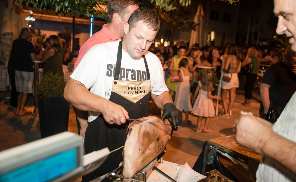 Arhiva međunarodnog festivala pršuta Drniš4_foto_Mario Sučić_izvor_Grad Drniš